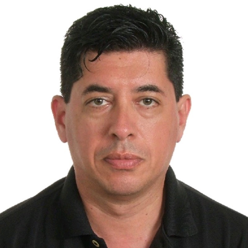Headshot of Alfieri Noce, CtiO / R&D. Grupo La República