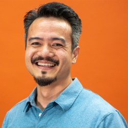 Joel Cruz Headshot