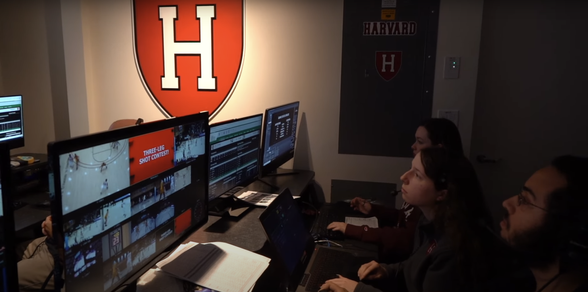 HARVARD-STUDIO-2048×1019 HARVARD-STUDIO-2048x1019