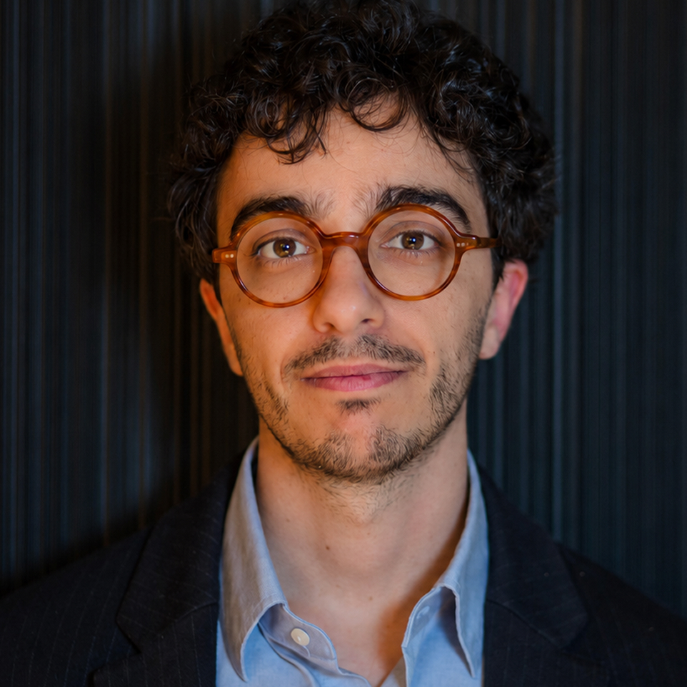 Miguel Headshot